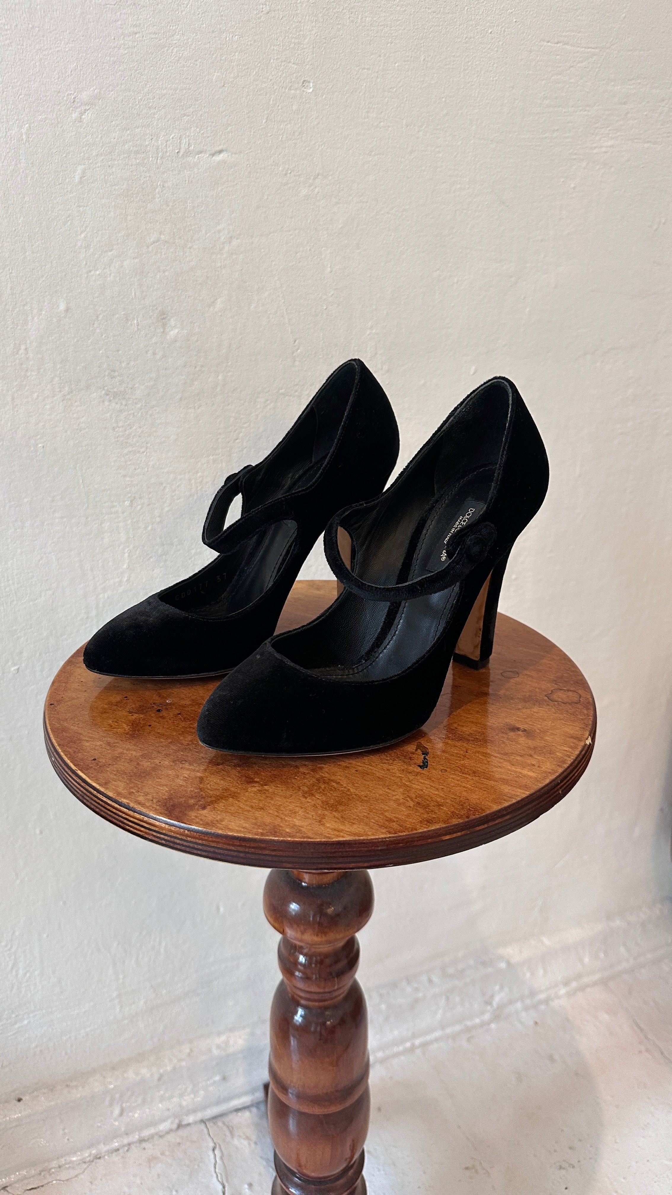 159 / DOLCE&GABBANA mary jane heels