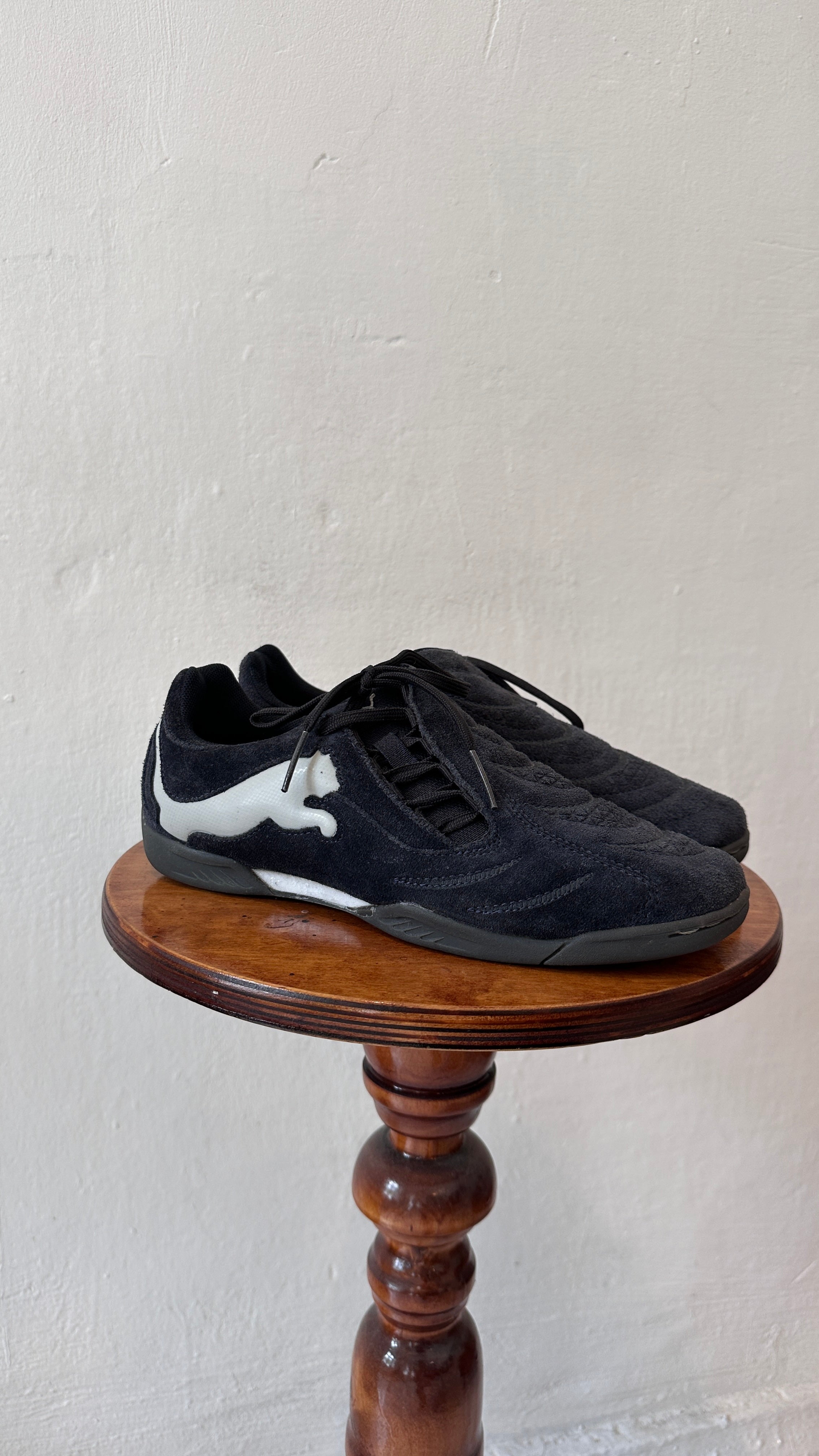 158 / PUMA suede trainers