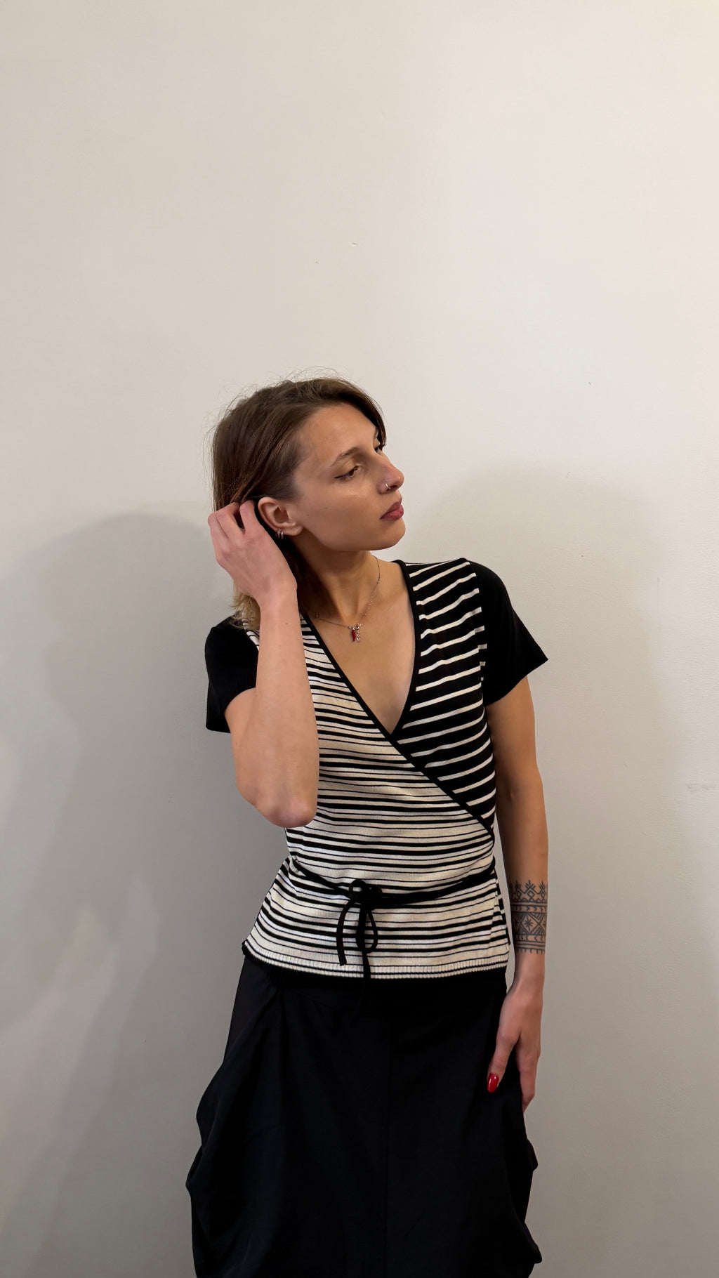 407 / wrap top