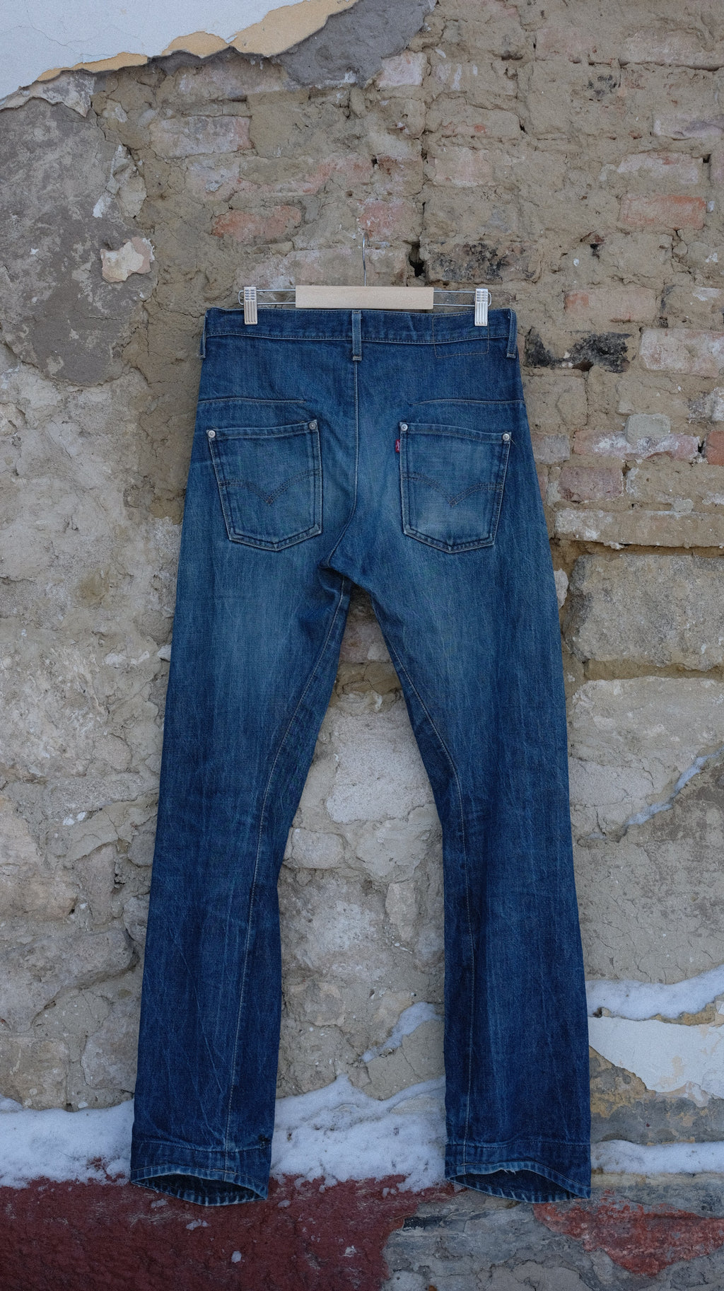 043 / vintage LEVI'S engineered jeans
