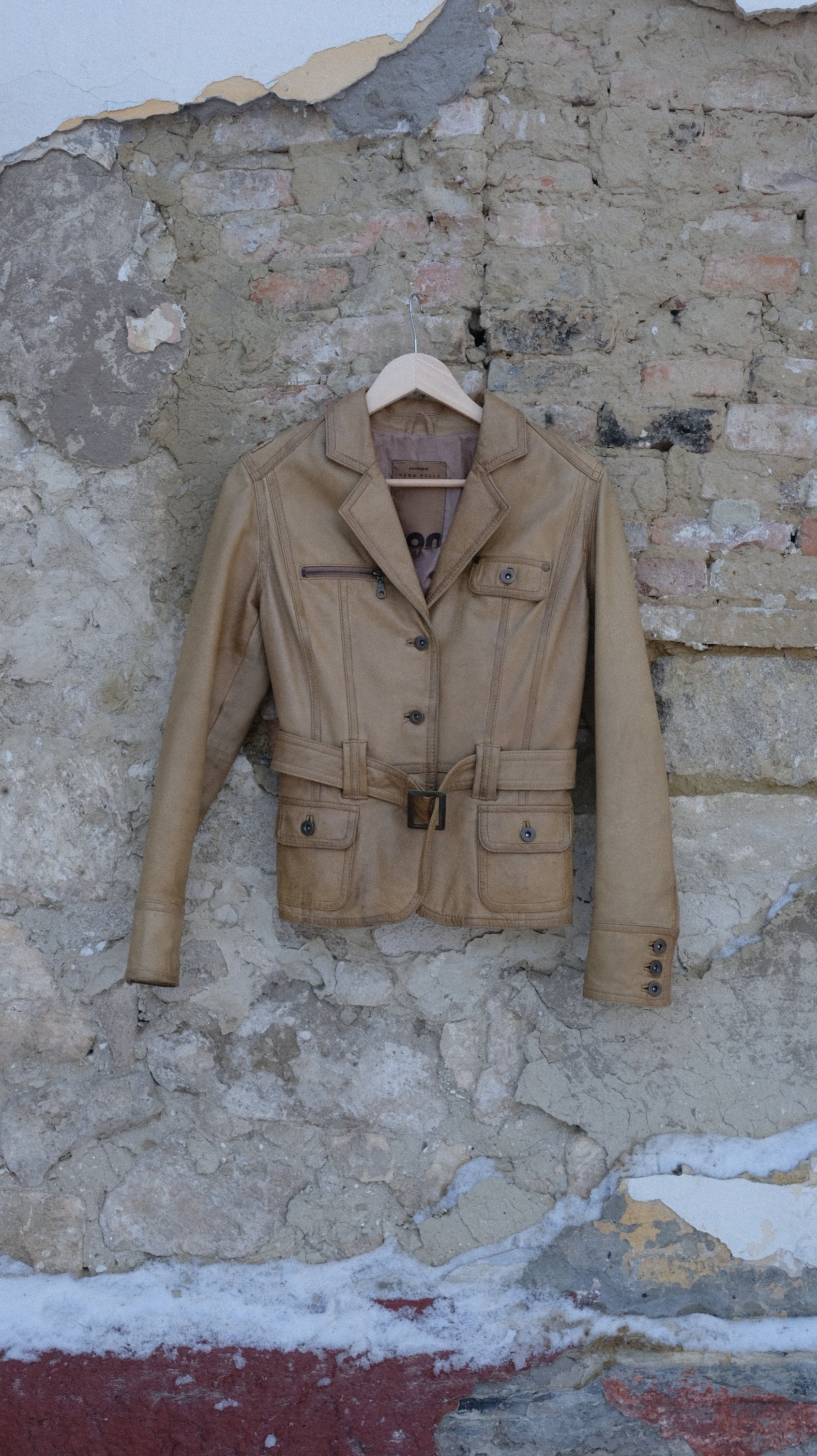 024 / belted leather jacket