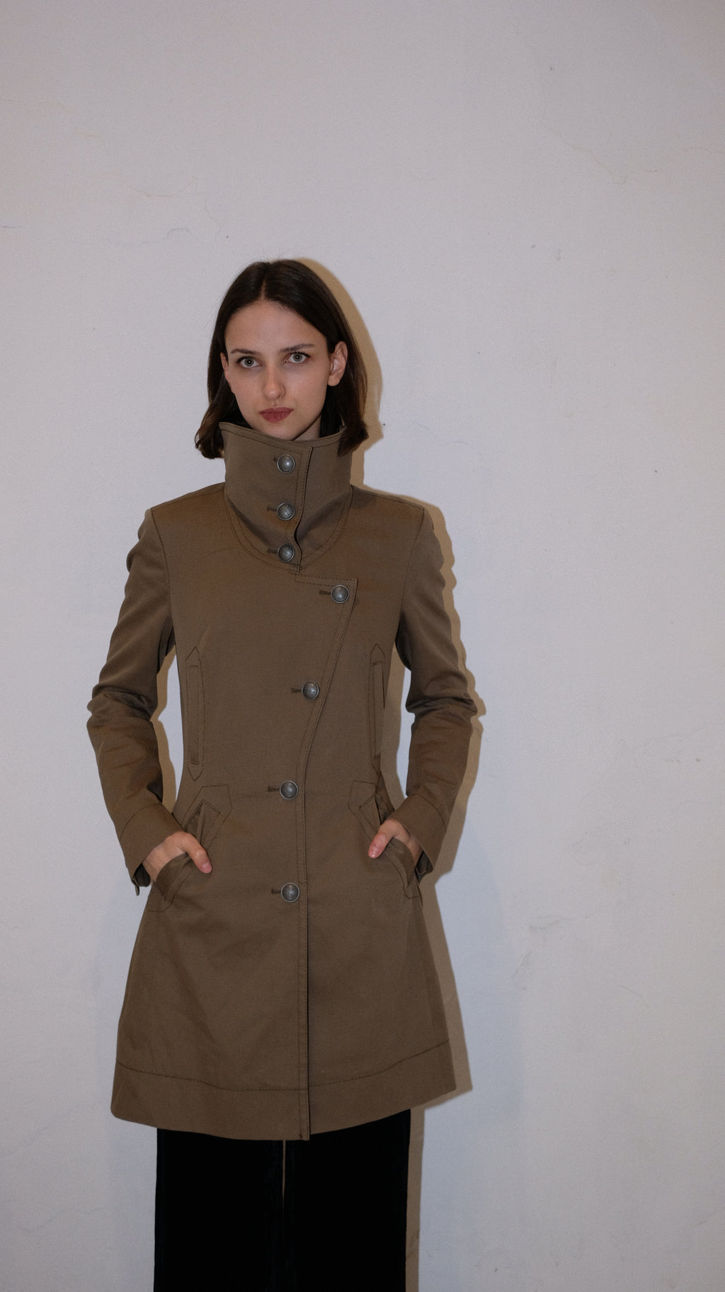 100 / DRYKORN fitted trench coat