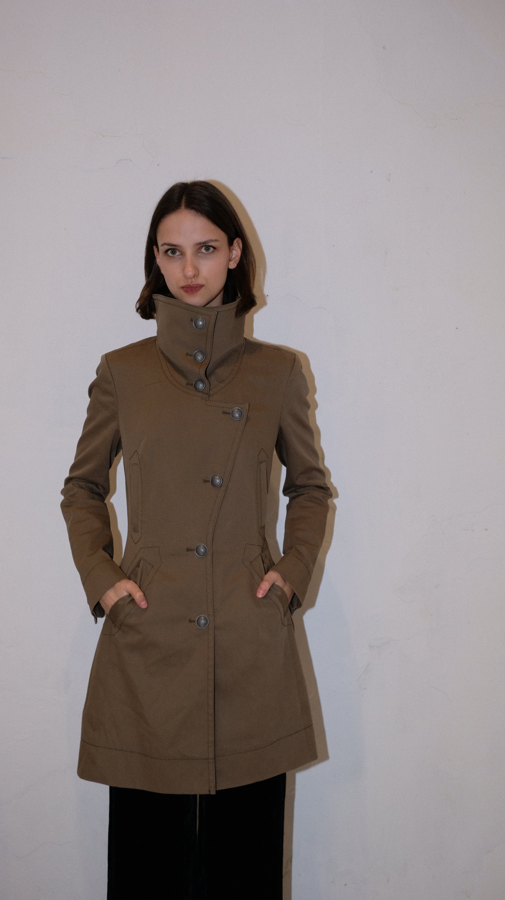 100 / DRYKORN fitted trench coat