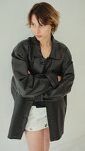 150 / oversized leather jacket