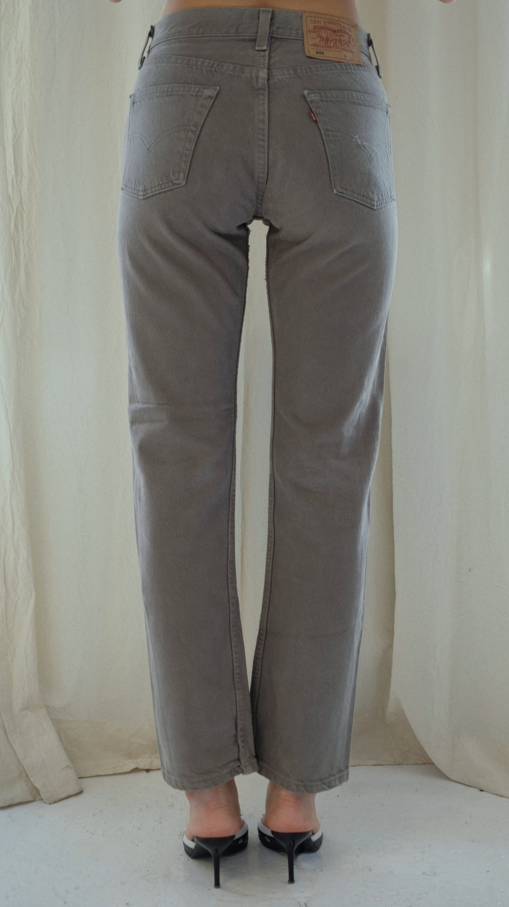 056 / LEVI'S jeans model 501