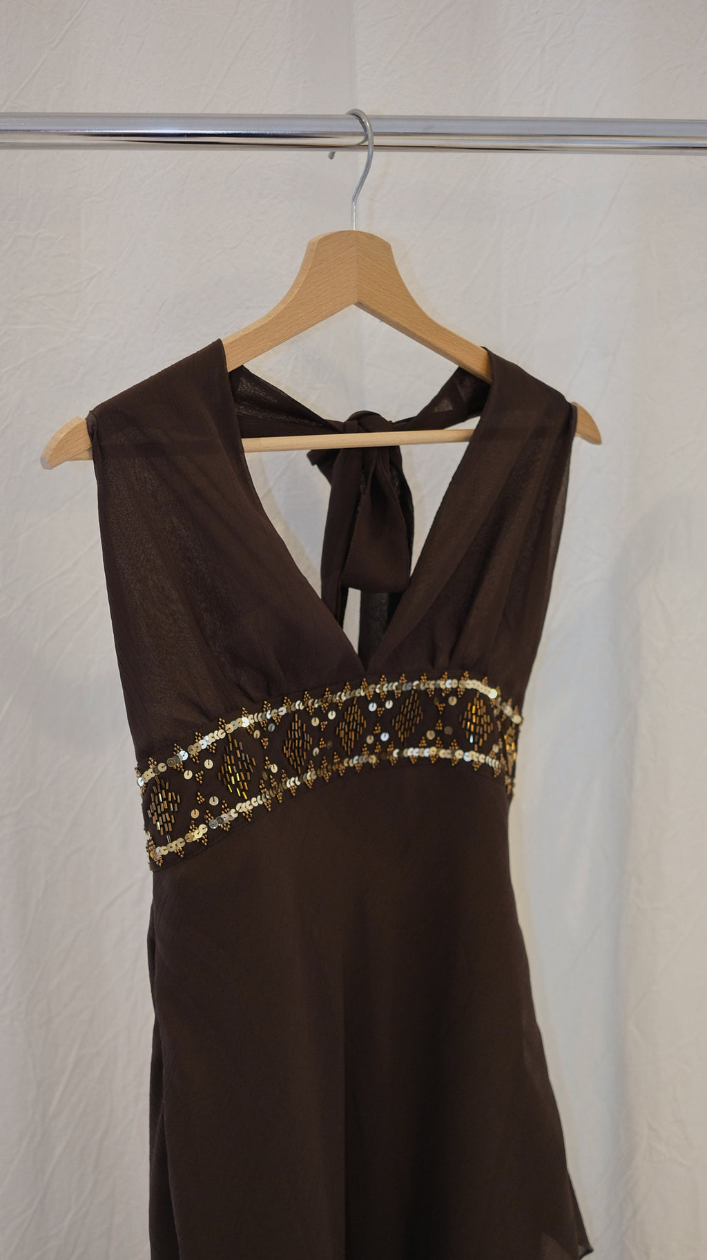 235 / embellished backless dress