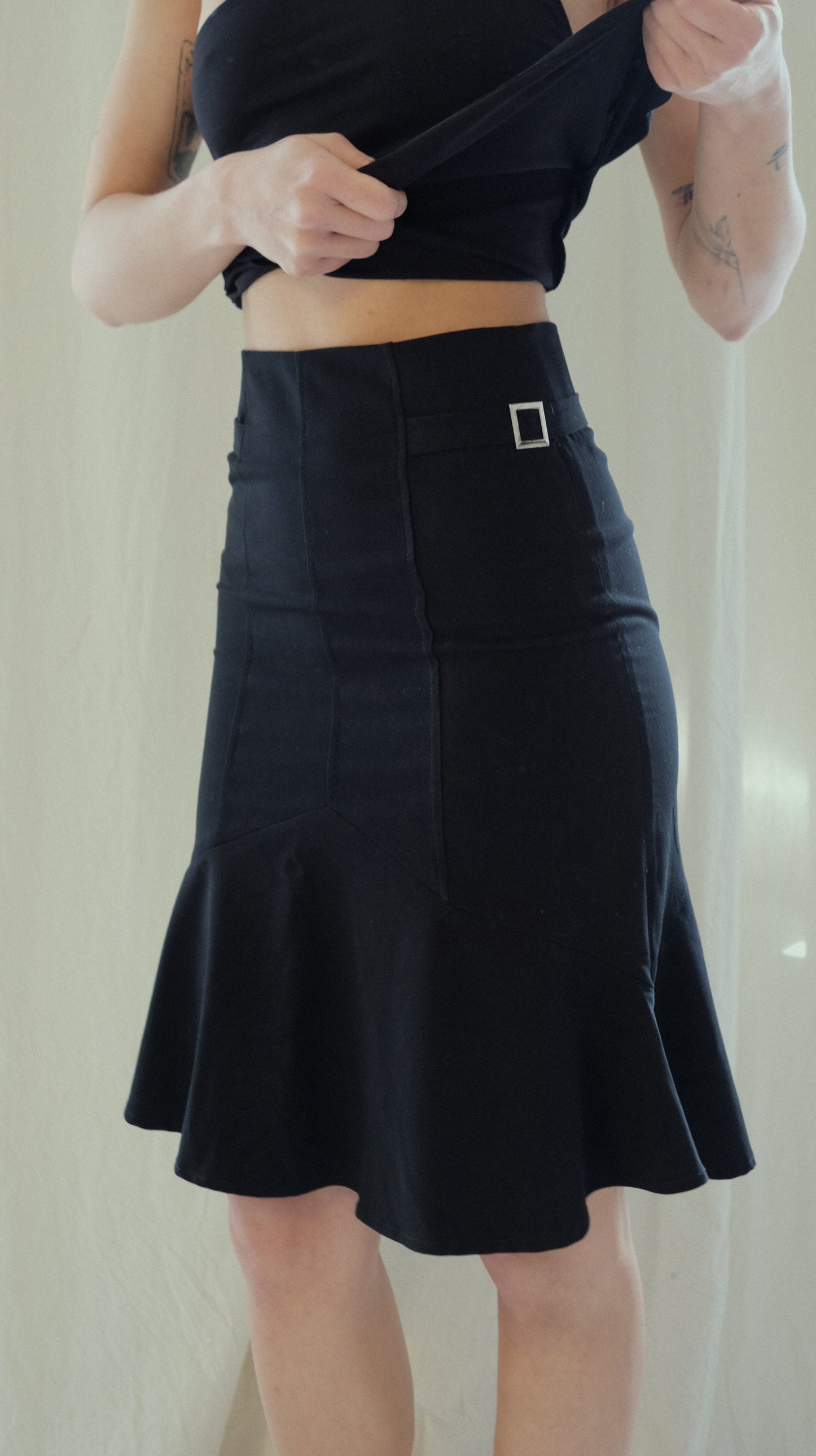 102 / NAF NAF skirt
