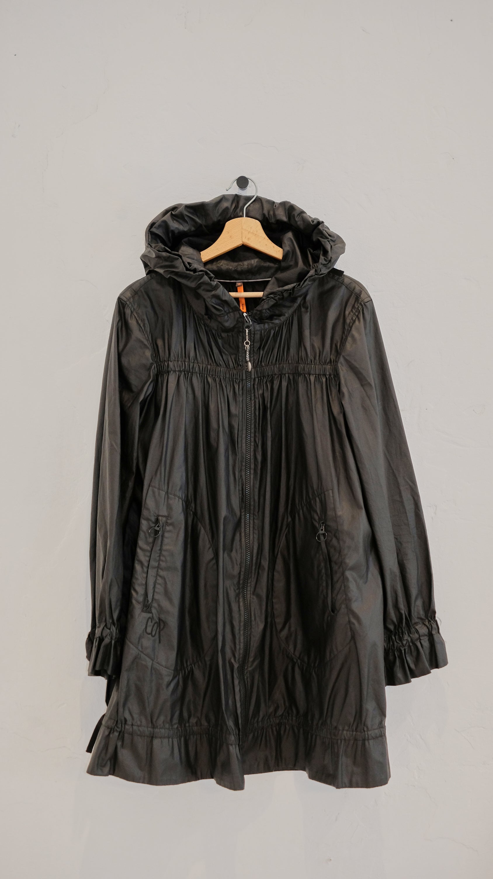 105 / COP COPINE hooded jacket