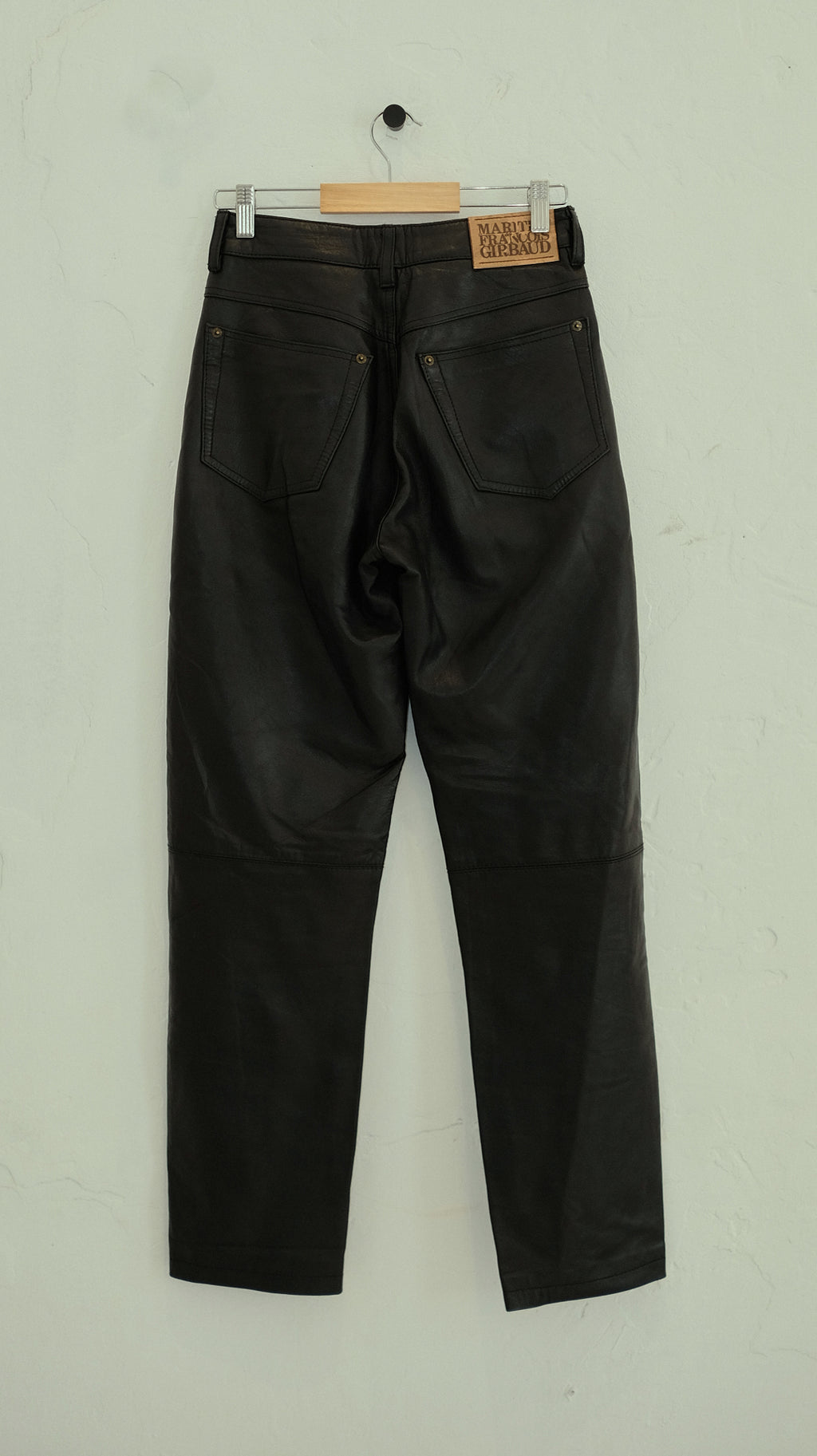 122 / MARITHE + FRANCOIS GIRBAUD leather trousers