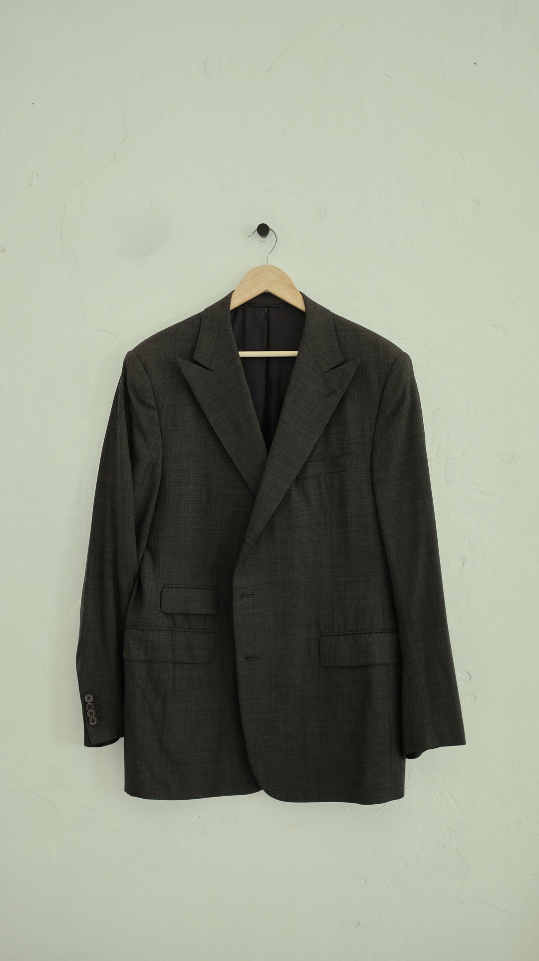 126 / RALPH LAUREN Purple Label men's suit