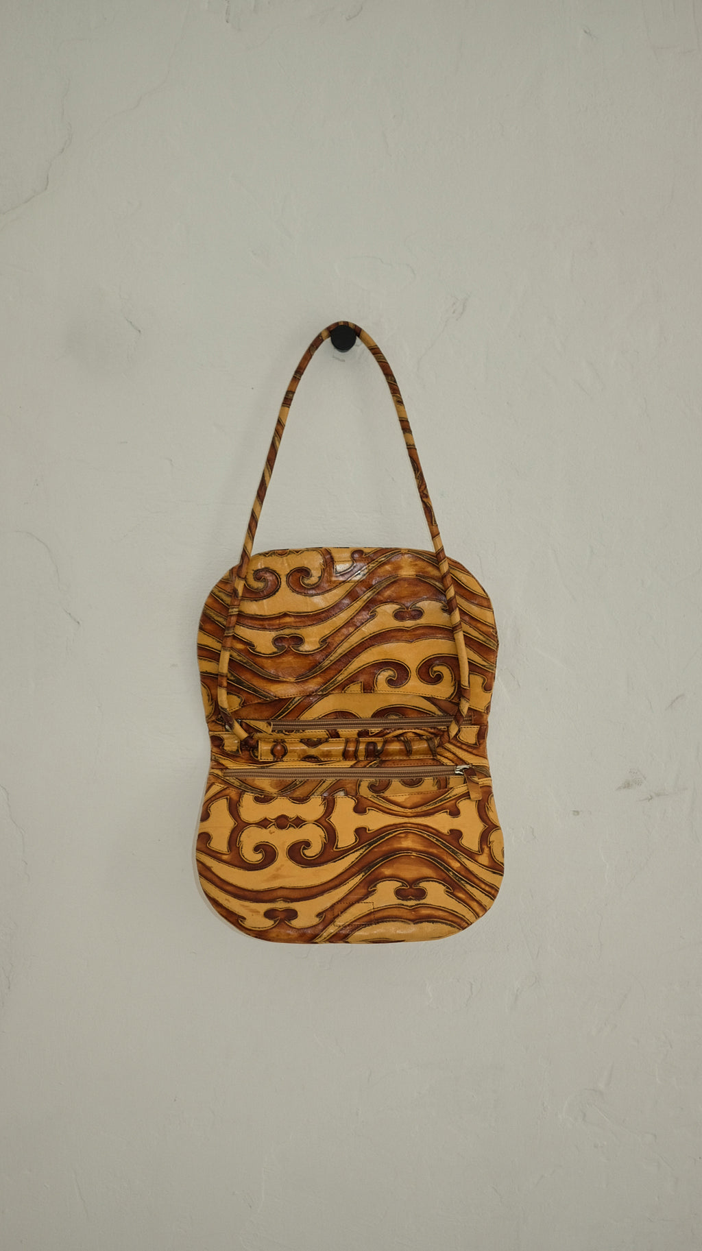 141 / MUXART shoulder bag