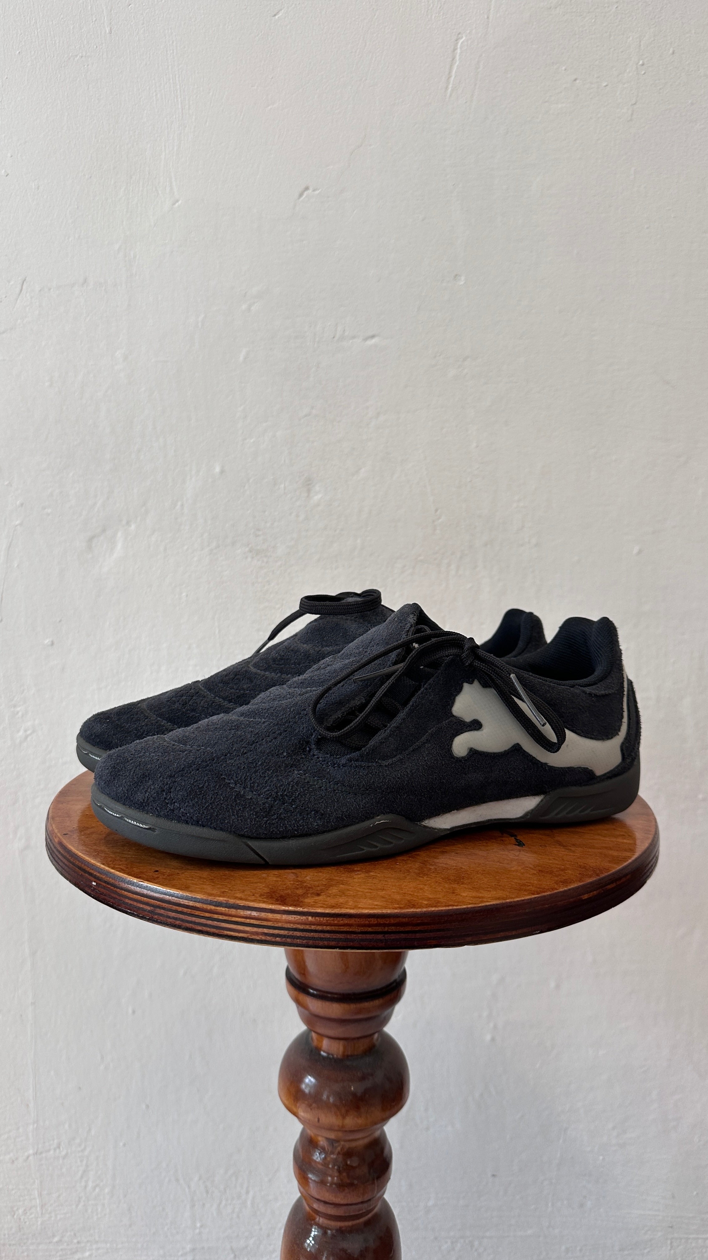 158 / PUMA suede trainers