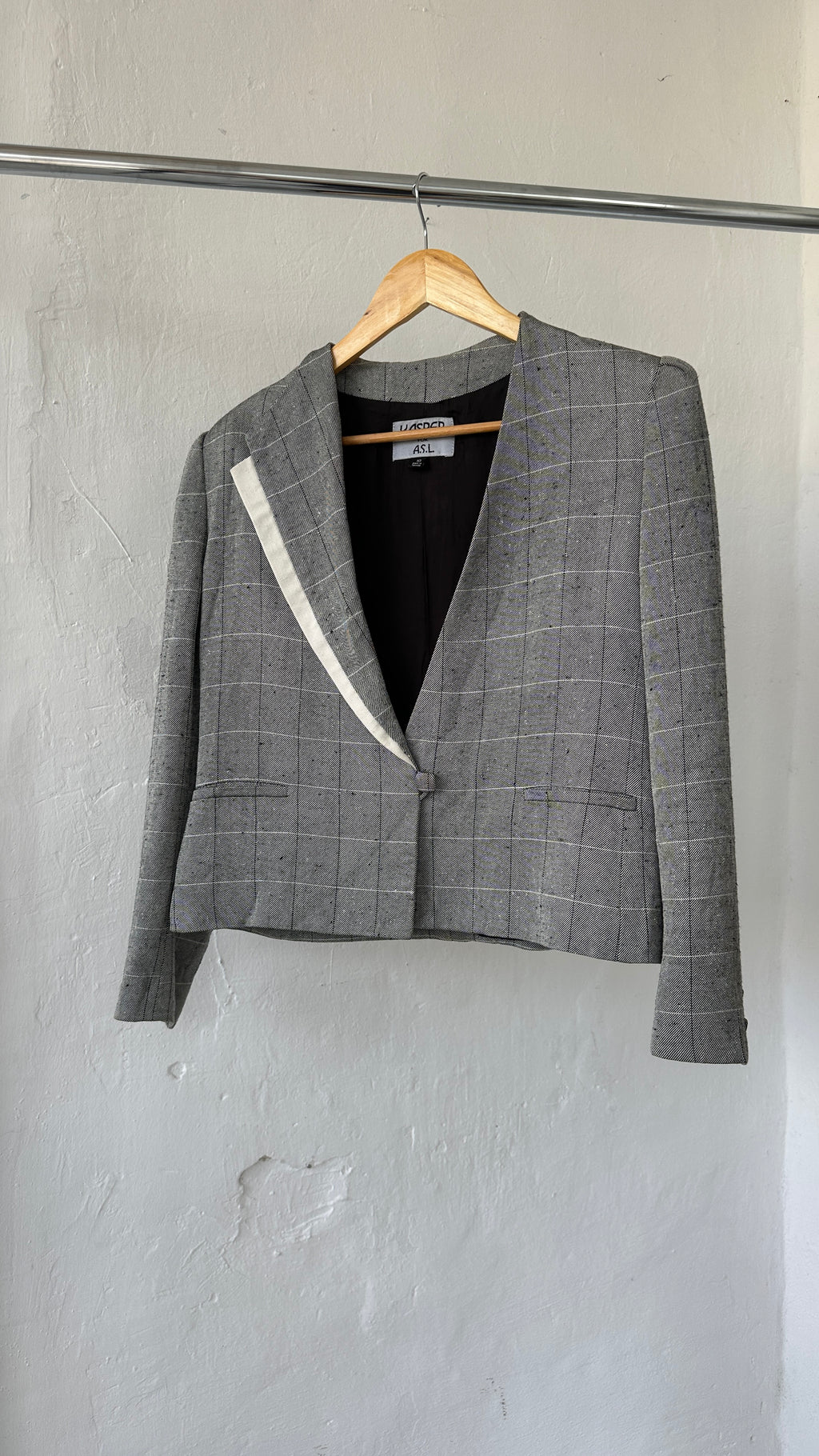 226 / cropped blazer