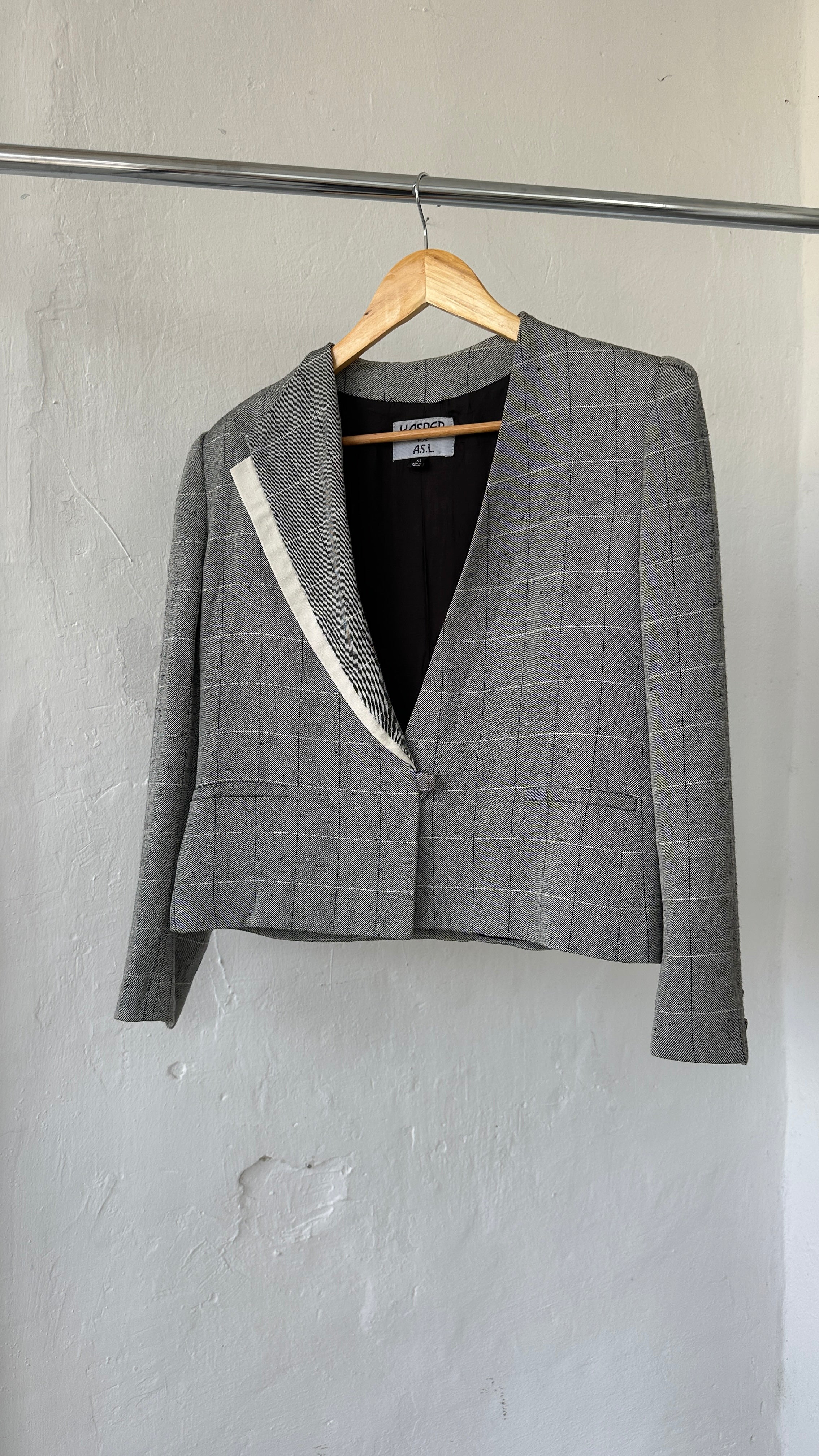 226 / cropped blazer