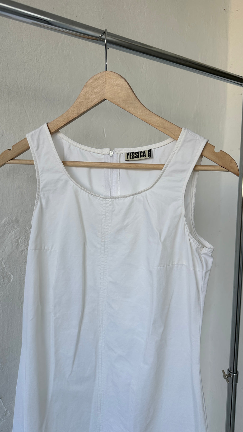 294 / sleeveless maxi dress