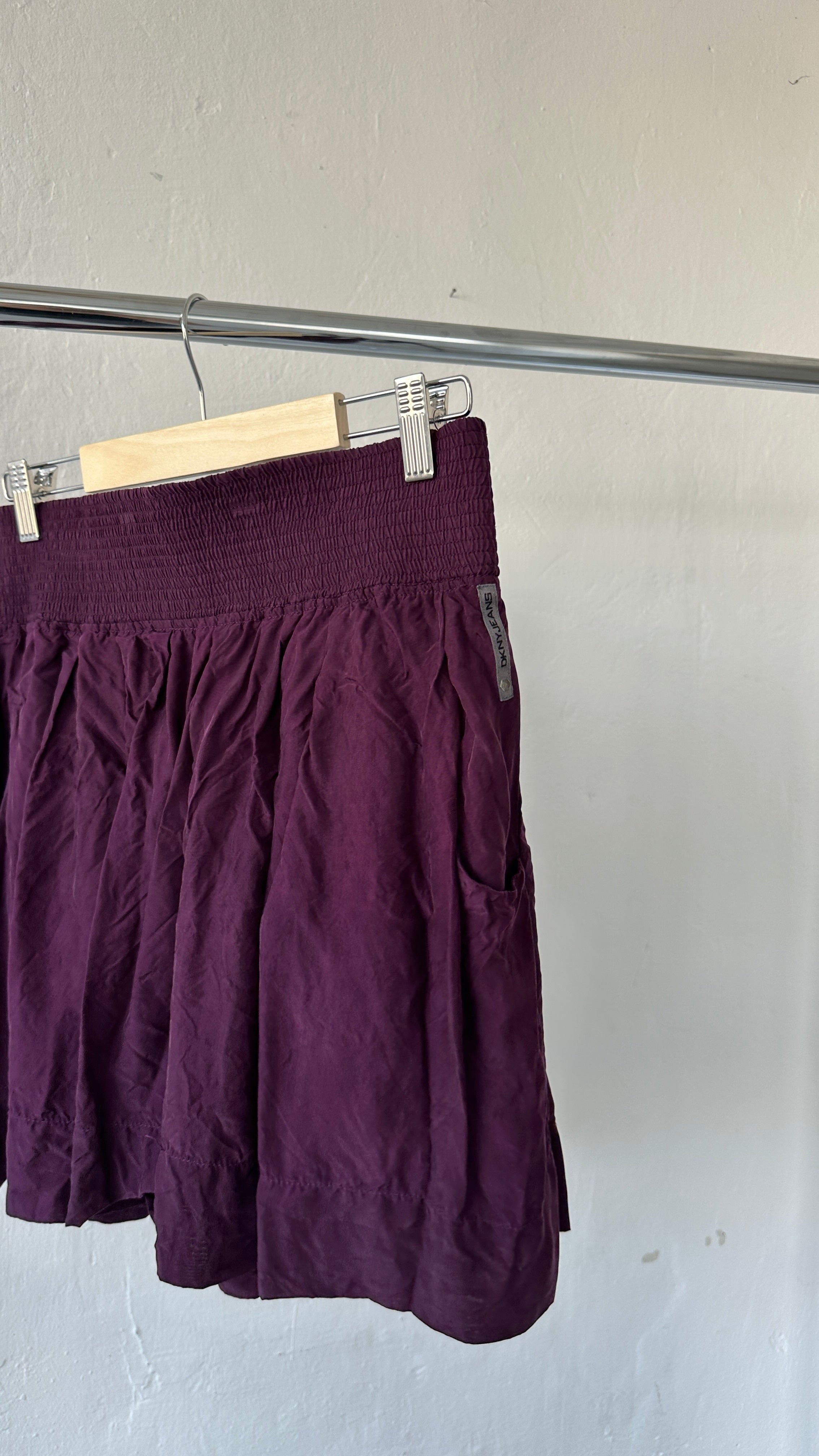 318 / DKNY skirt