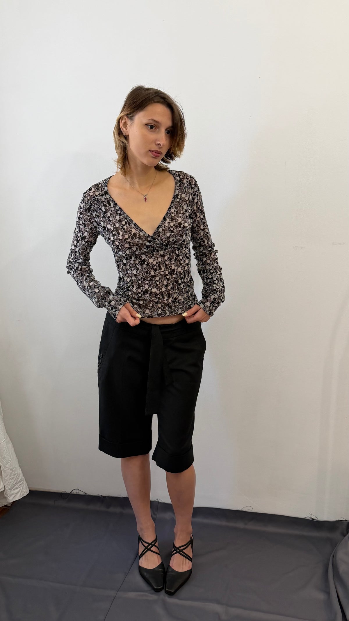 383 / wool bermuda shorts