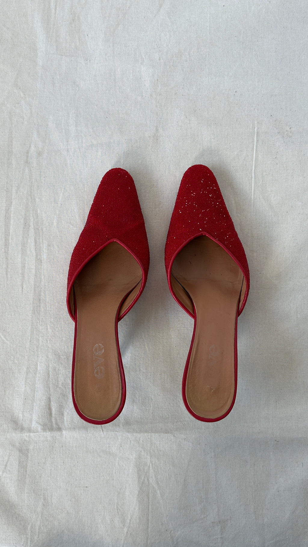 331 / beaded kitten-heel mules