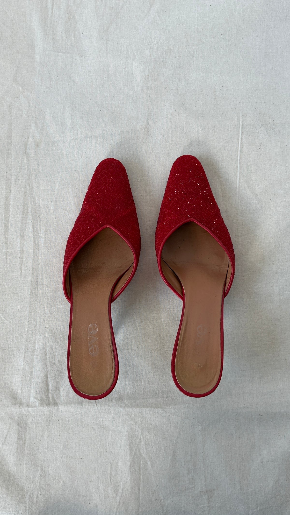 331 / beaded kitten-heel mules