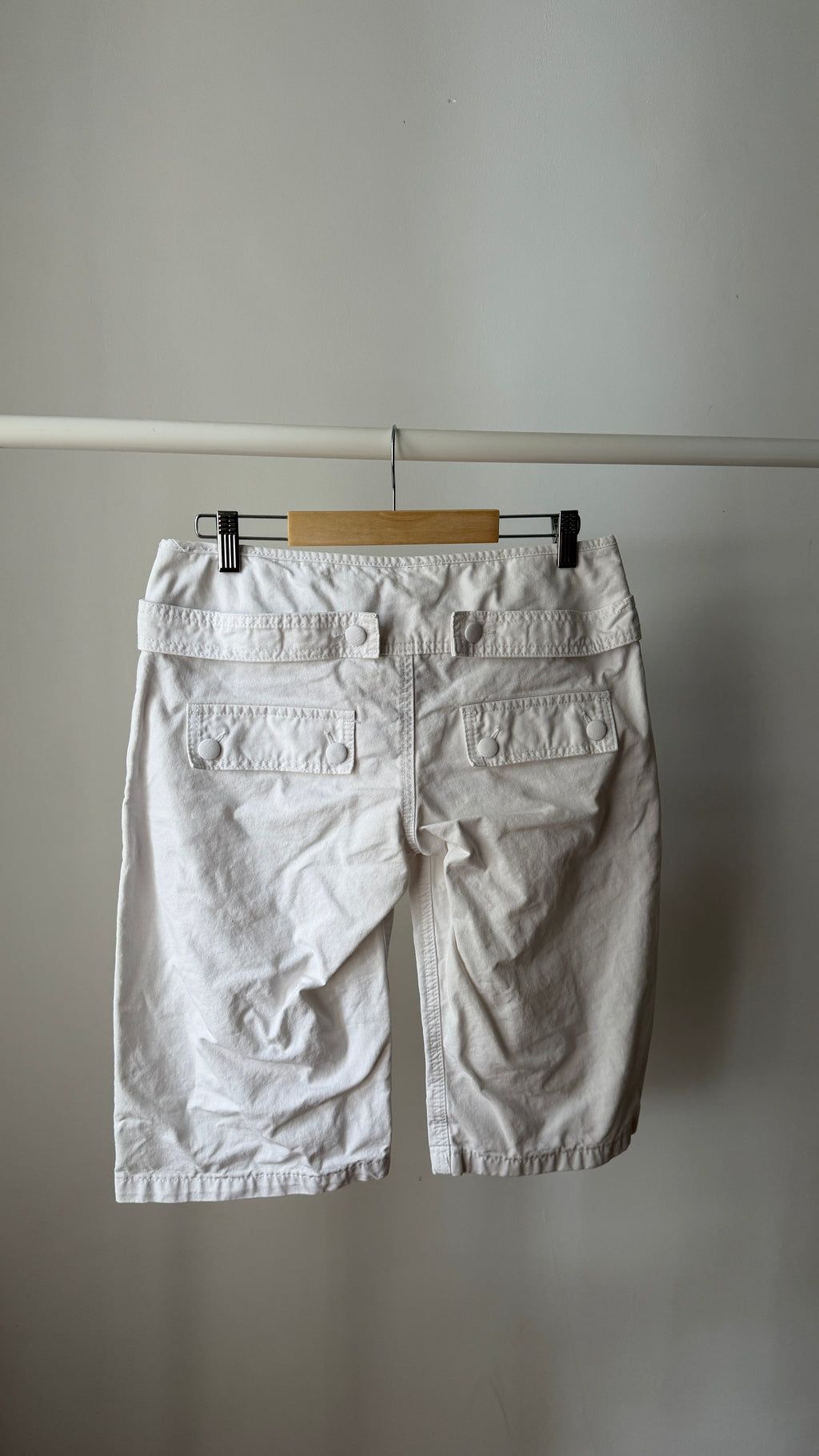 390 / low-rise denim shorts