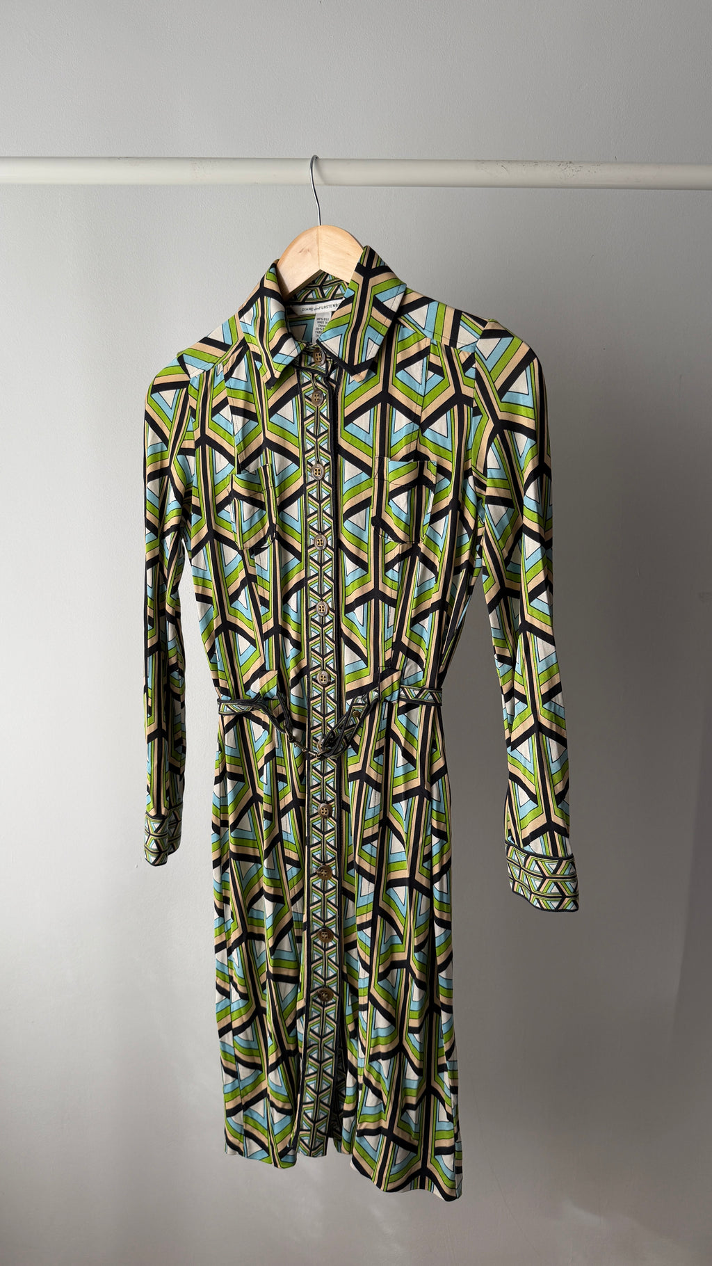 421 / DIANE VON FUSTENBERG silk dress