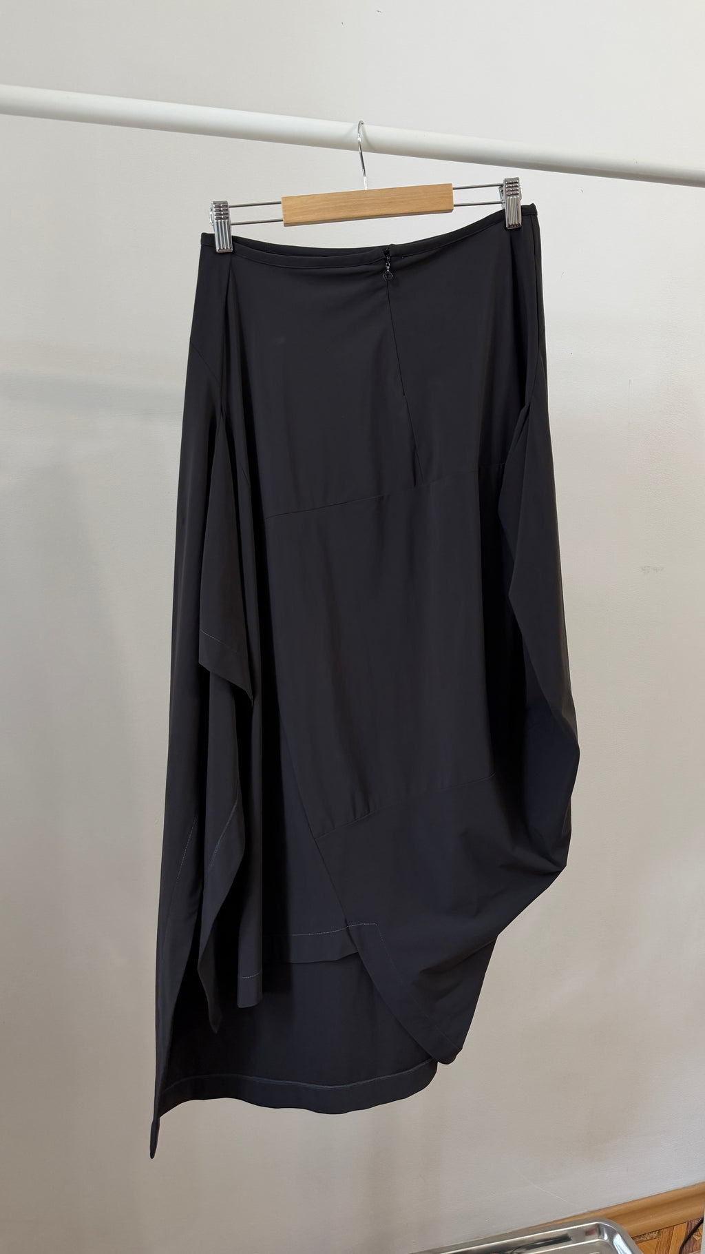 404 / MARITHE+FRANCOIS GIRBAUD asymmetric skirt