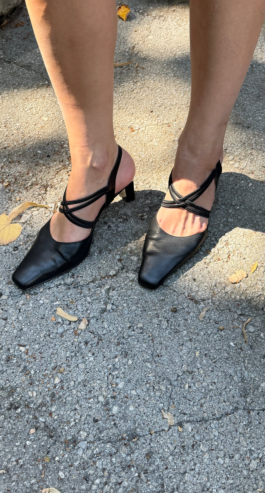 424 / square-toe slingback heels
