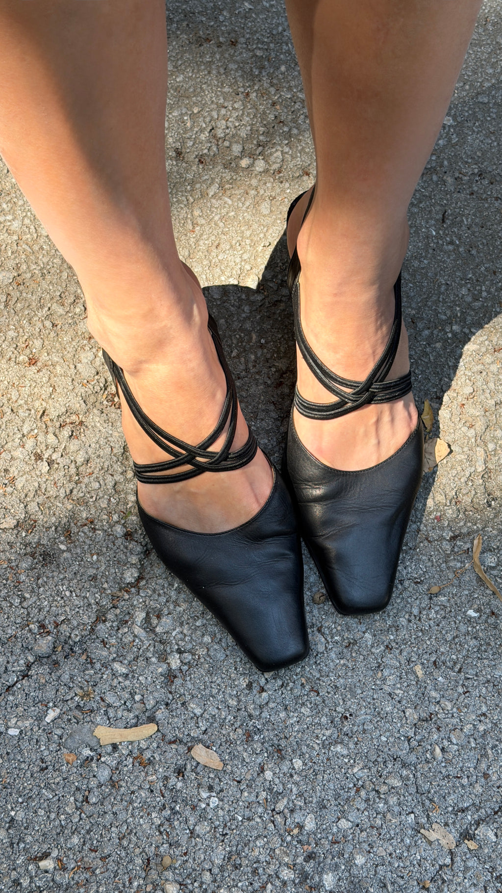 424 / square-toe slingback heels