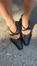 424 / square-toe slingback heels