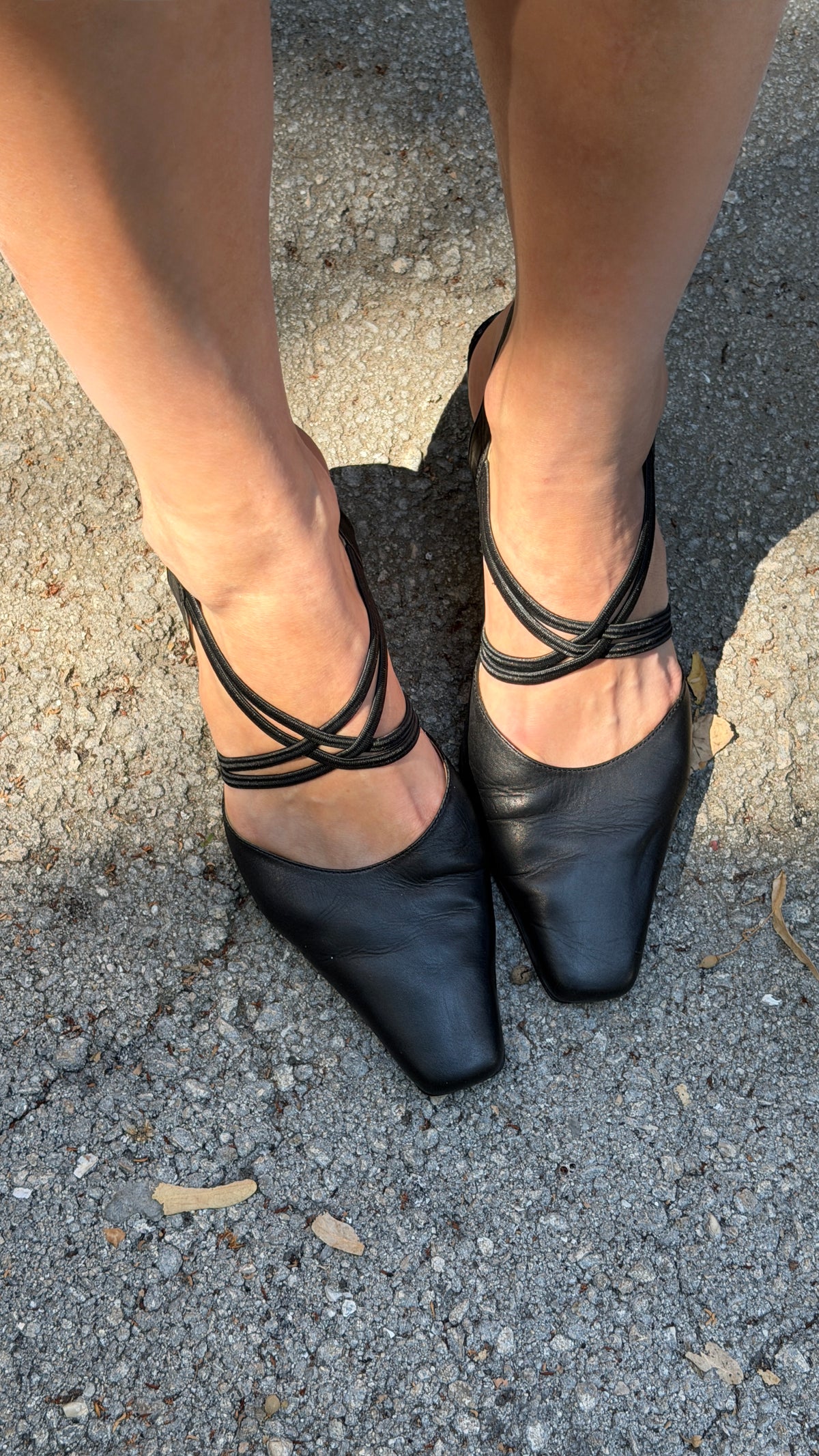 424 / square-toe slingback heels