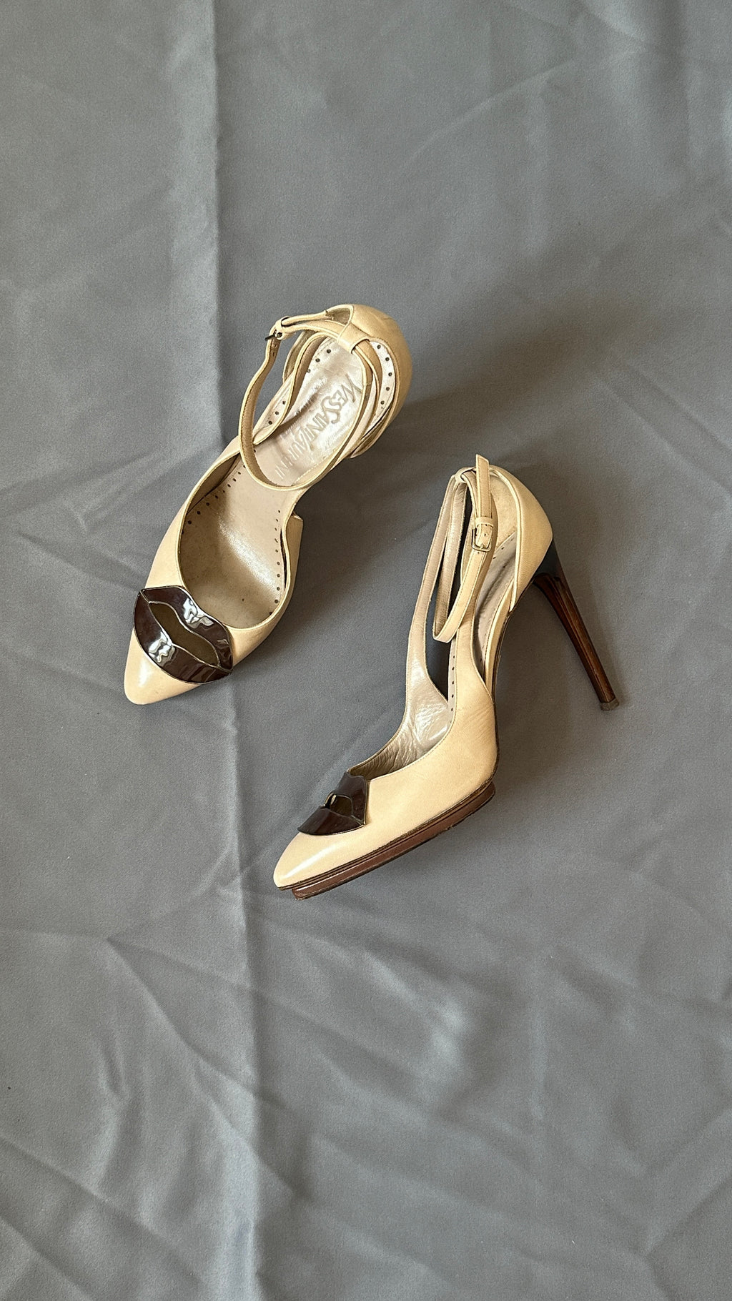 239 / vintage YSL Tom Ford era heels
