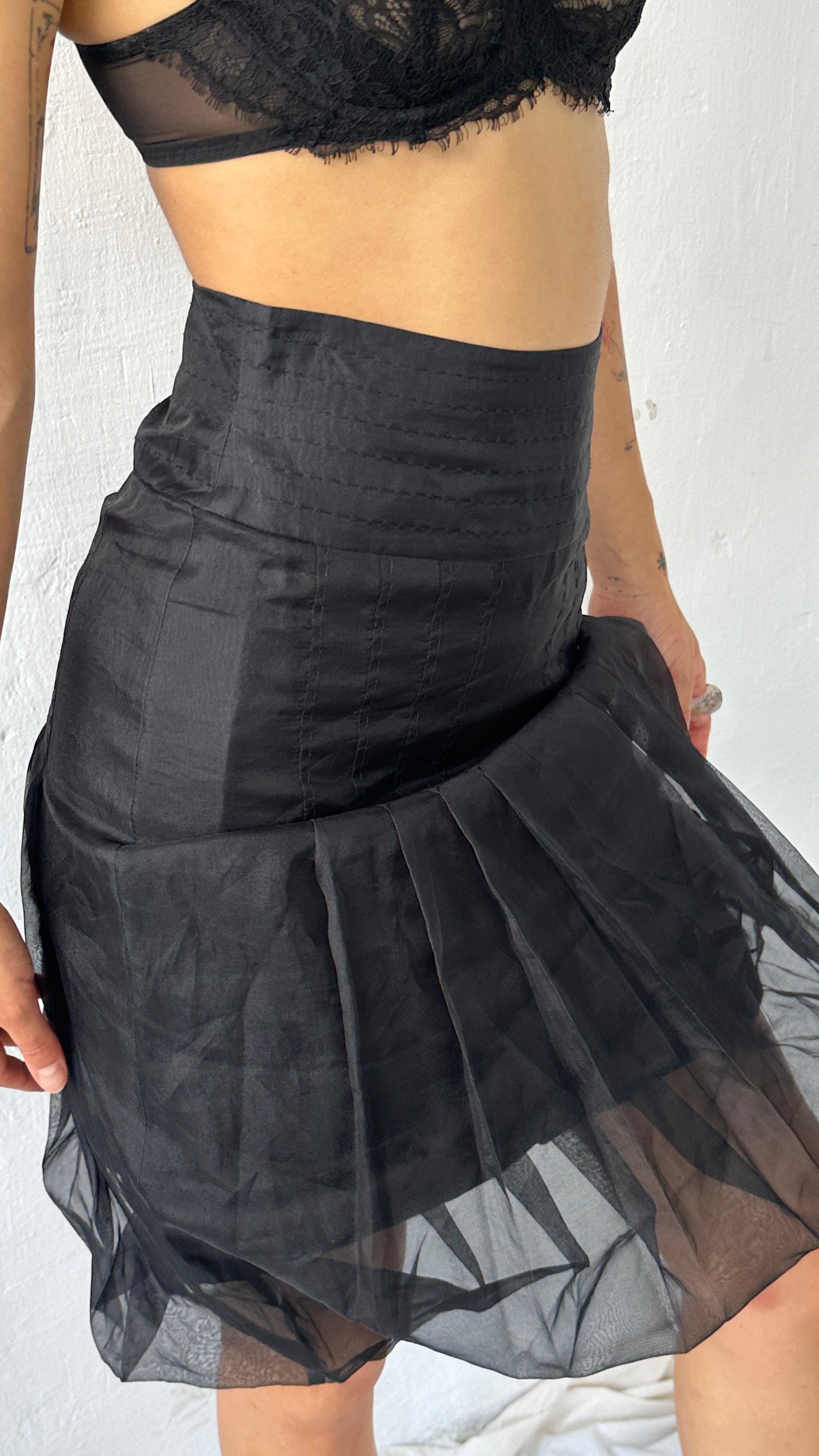 311 / silk knee-length skirt