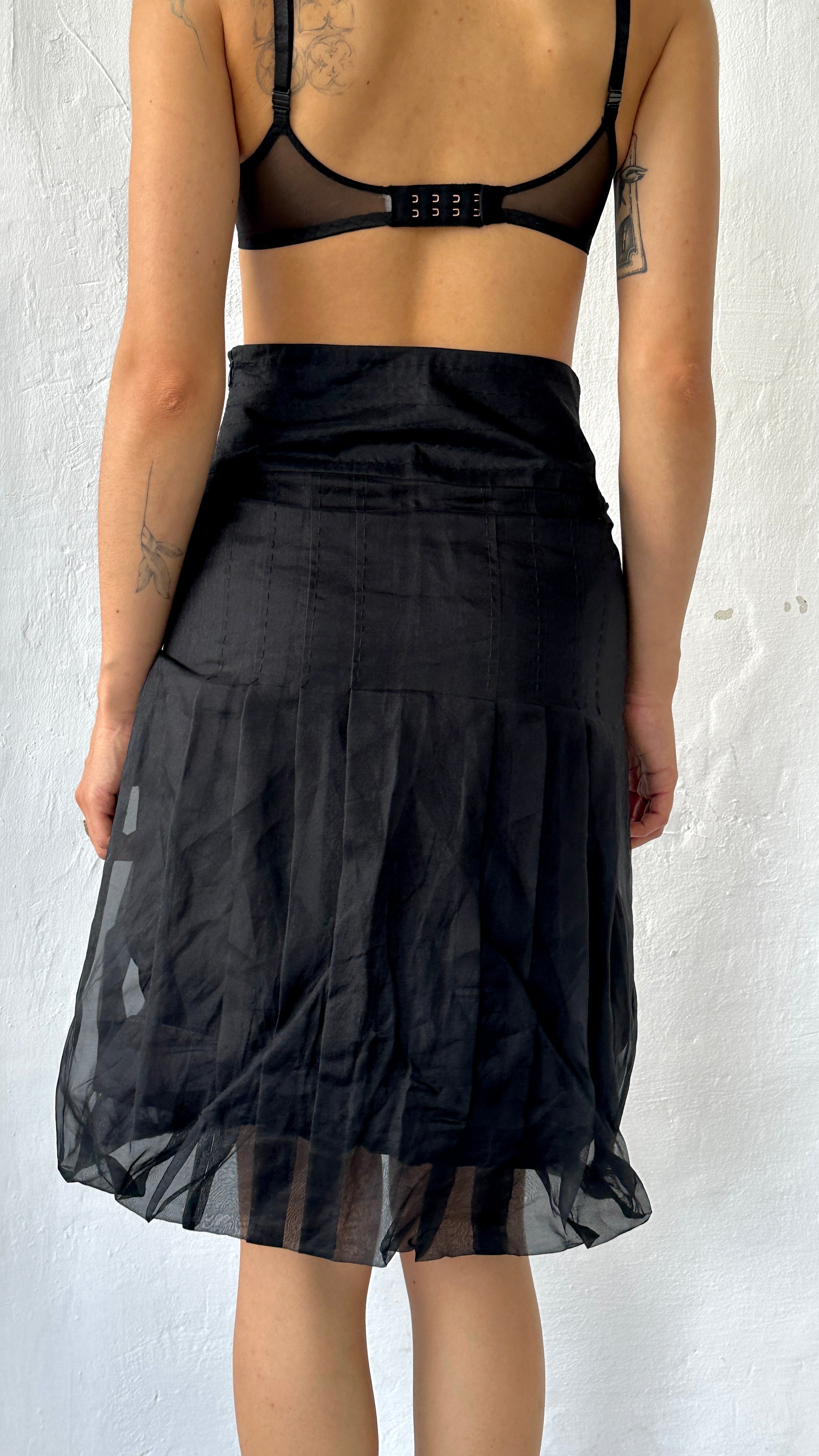 311 / silk knee-length skirt