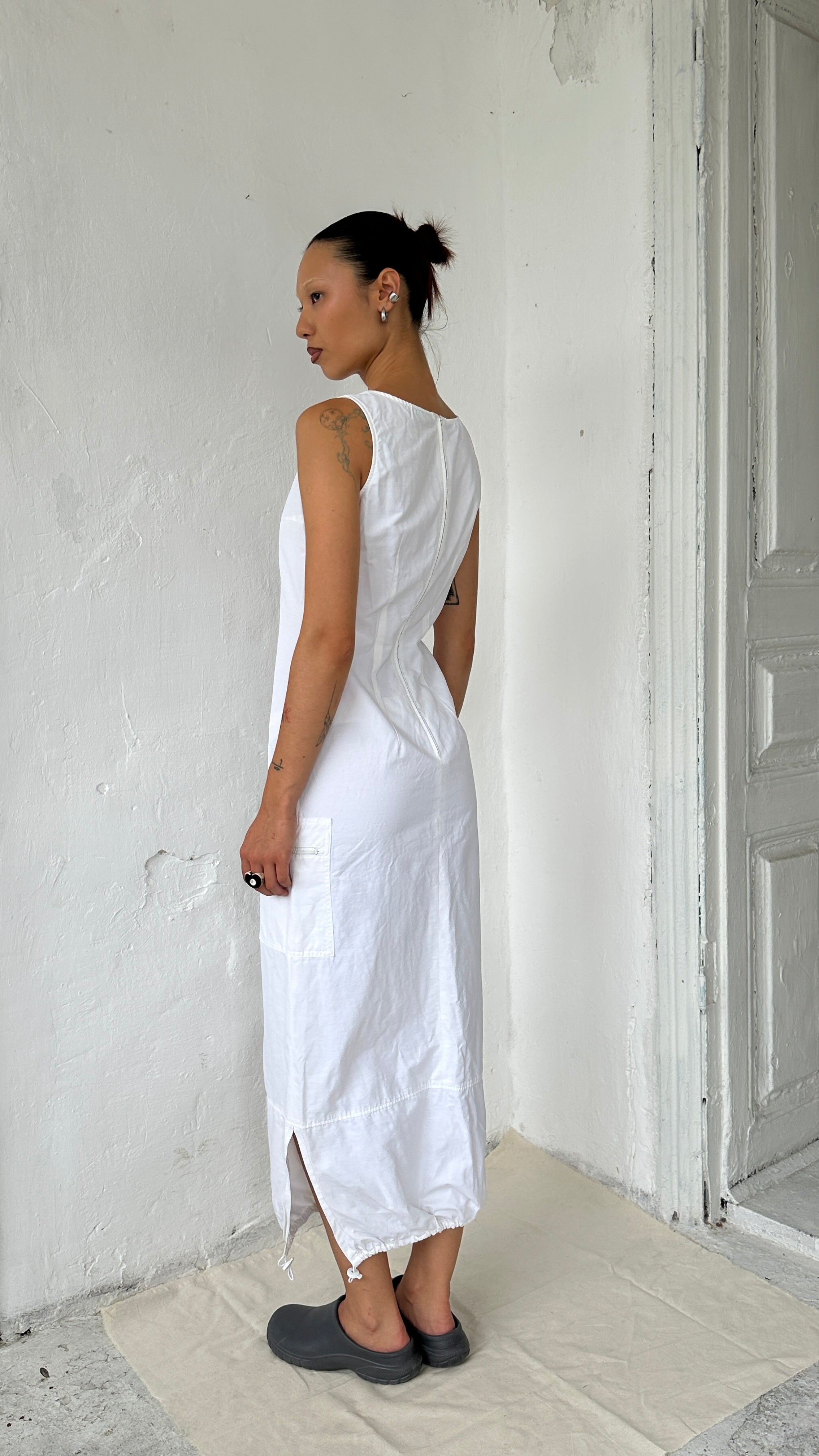 294 / sleeveless maxi dress
