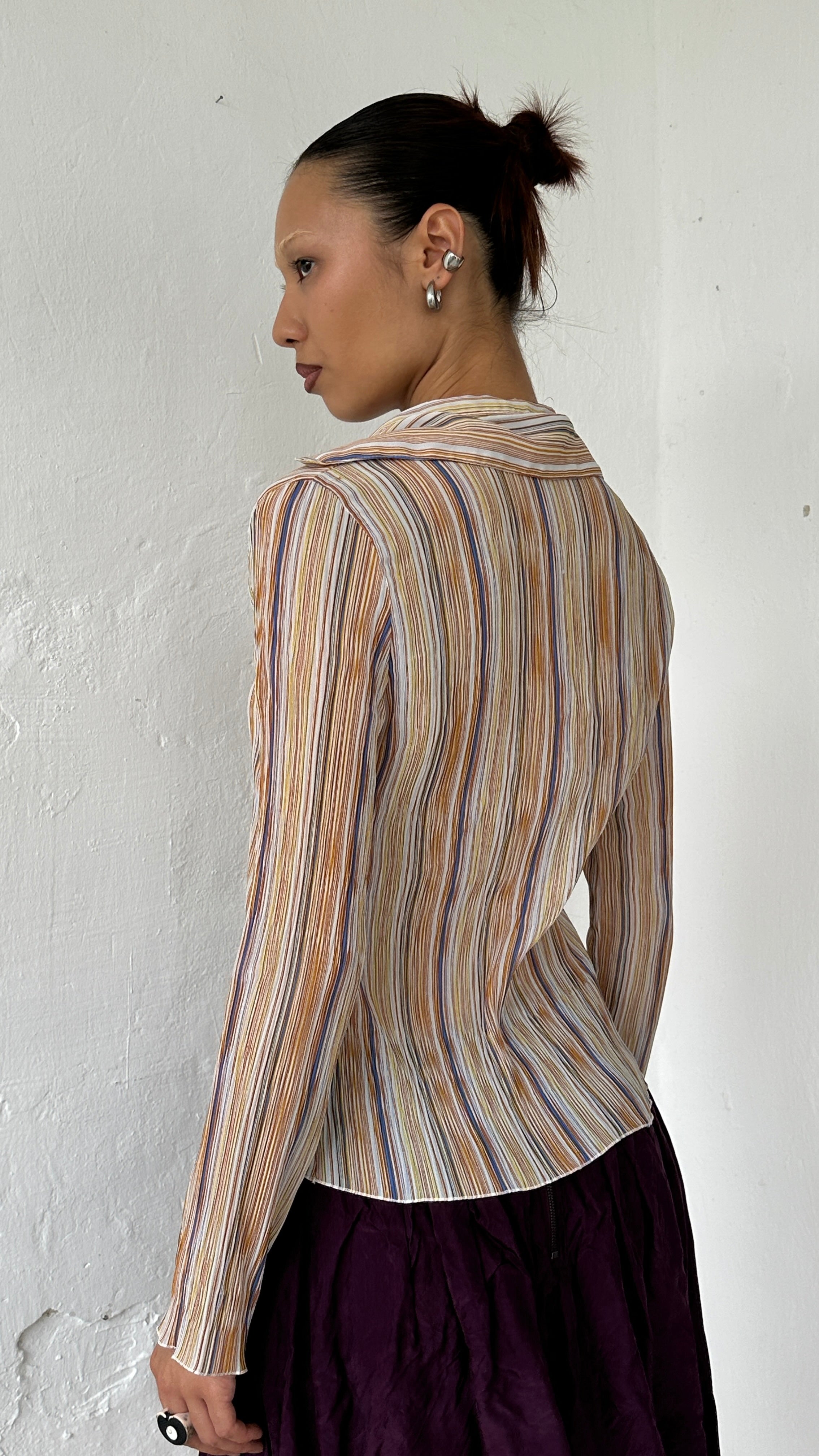 319 / pleated shirt